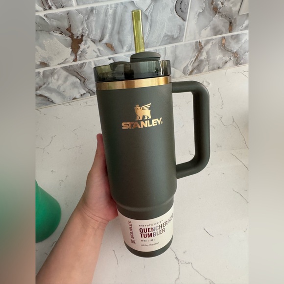 Stanley Cypress Quencher H2.0 Tumbler - Picture 2 of 2